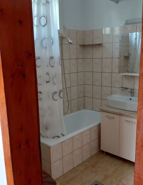 CASA DE INCHIRIAT CETATII