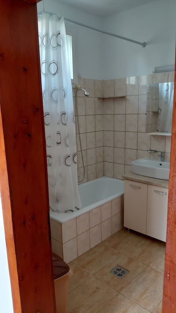 CASA DE INCHIRIAT CETATII