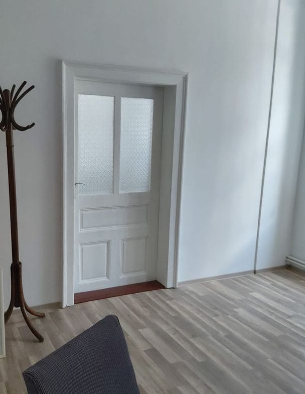 CASA DE INCHIRIAT CETATII