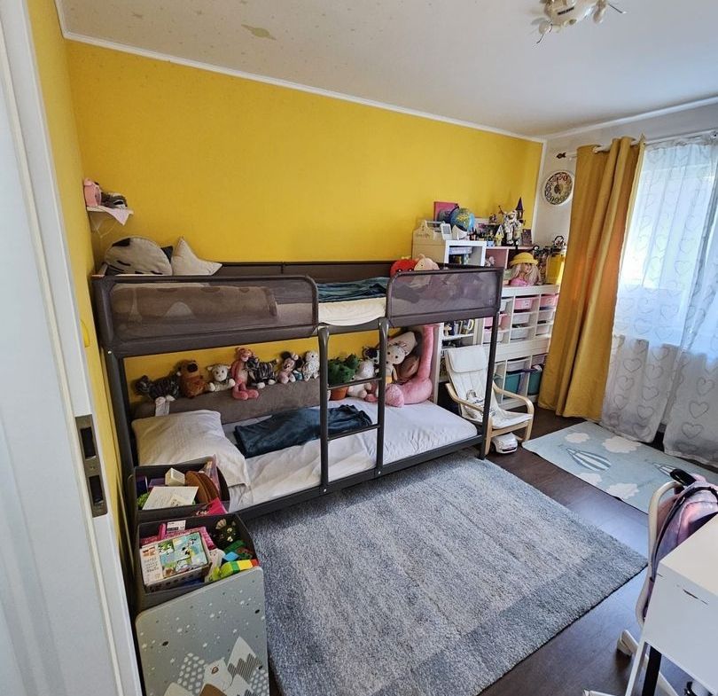 APARTAMENT 3 CAMERE LIPOVEI