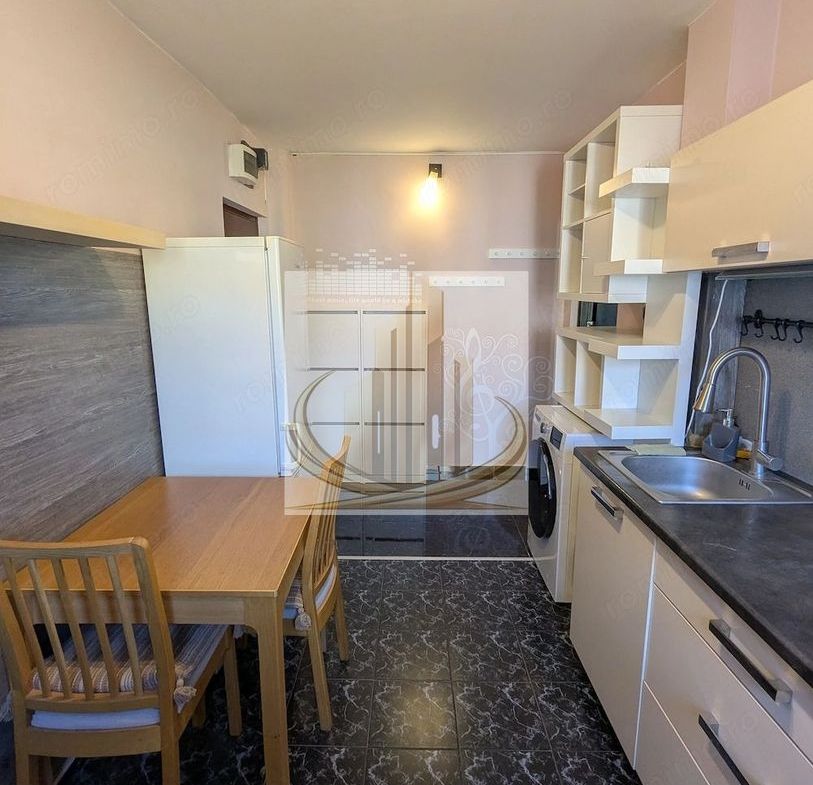 2 camere Girocului, etaj 3, renovat ideal investiție