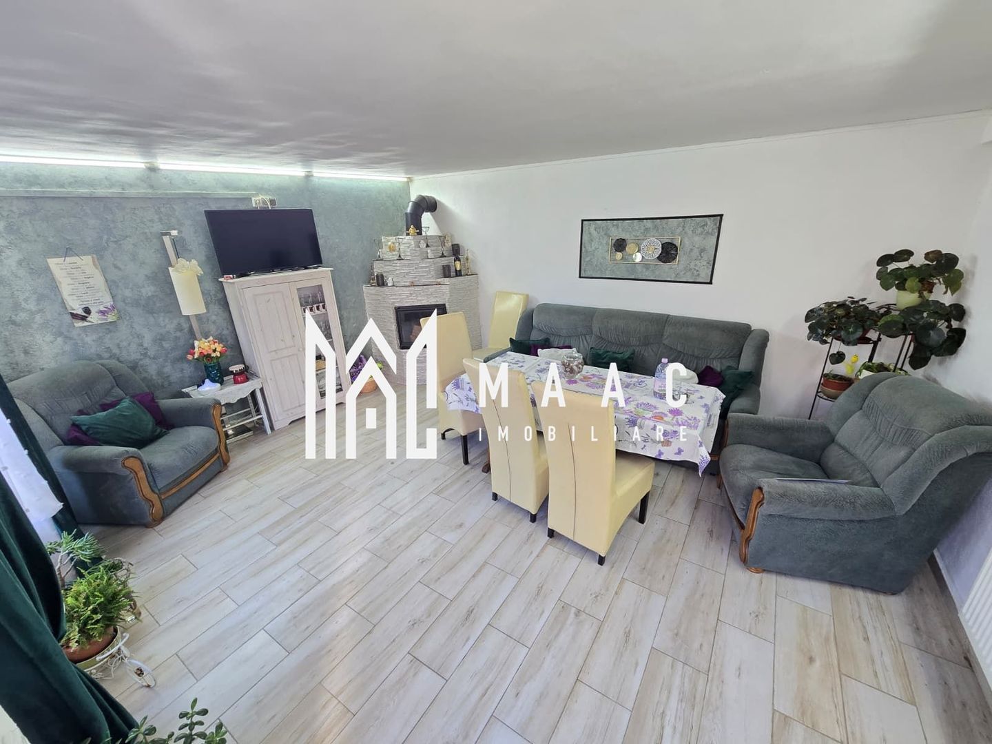 Casa 7 camere 3 bai 2 intrari Zona Garii