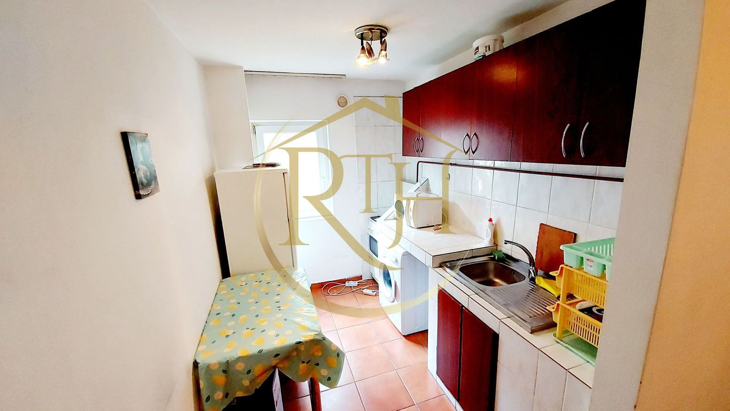 Oferim spre inchiriere apartament 1 camera, decomandat, Complex Studentesc