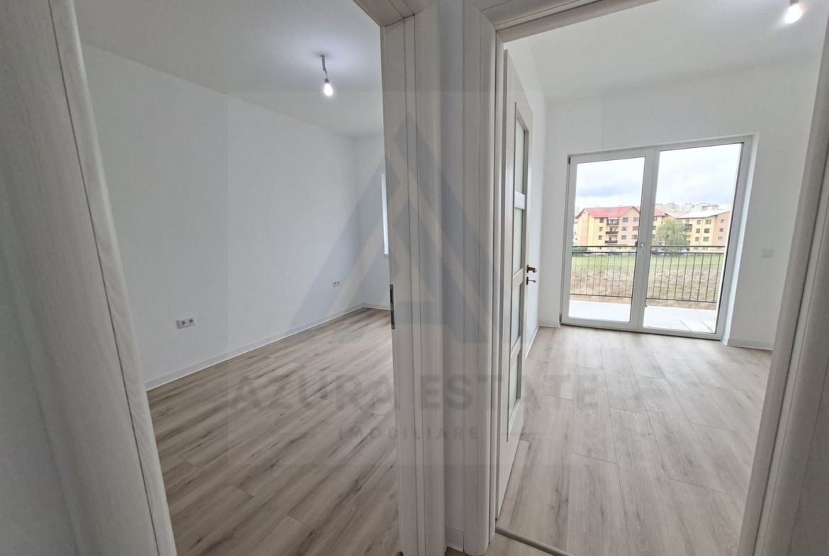 Studio 41 mp bucatarie inchisa balcon si parcare privata in Selimbar