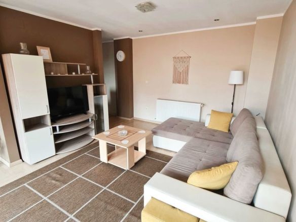 Penthouse spațios de închiriat | 80 mp | 2 băi | Dressing | 2 balcoane | Zona Timocului – Badea Cârțan