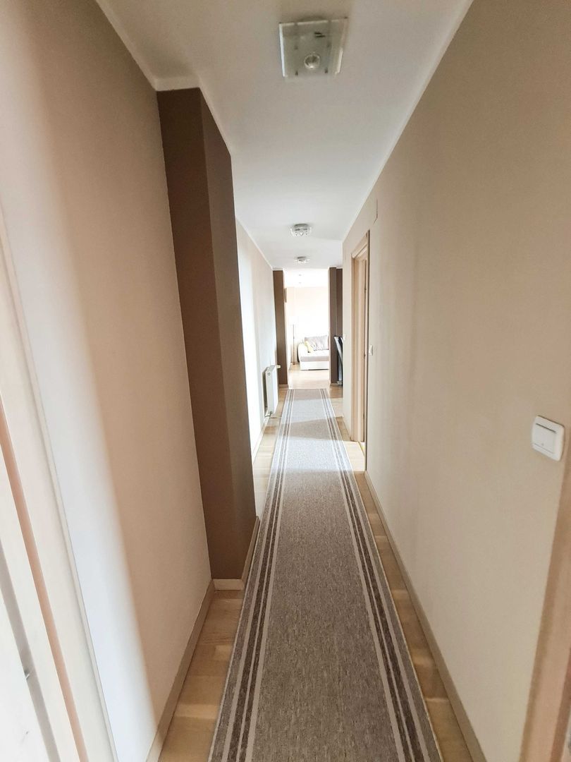 Penthouse spațios de închiriat | 80 mp | 2 băi | Dressing | 2 balcoane | Zona Timocului – Badea Cârțan