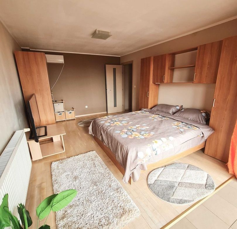 Penthouse spațios de închiriat | 80 mp | 2 băi | Dressing | 2 balcoane | Zona Timocului – Badea Cârțan