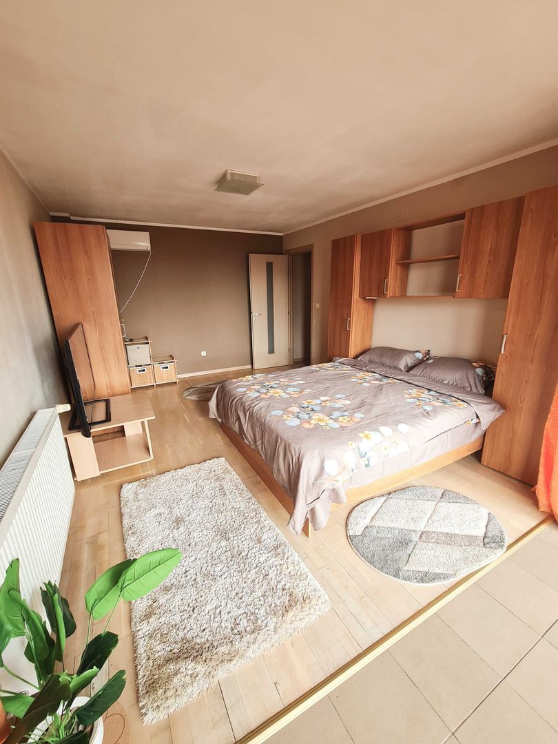 Penthouse spațios de închiriat | 80 mp | 2 băi | Dressing | 2 balcoane | Zona Timocului – Badea Cârțan