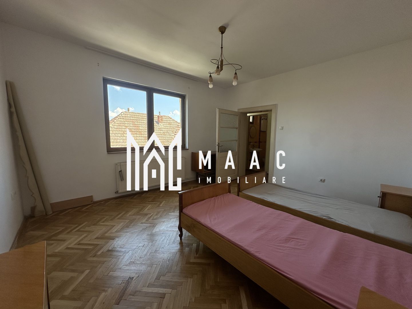 Casa 3 Camere | Curte | 2 Bai | Turnisor