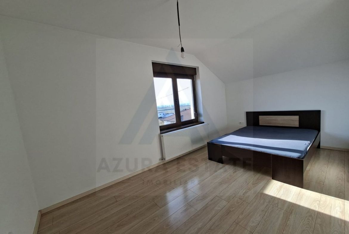 Casa intabulata 5 camere 2 bai si curte generoasa in Bavaria Park