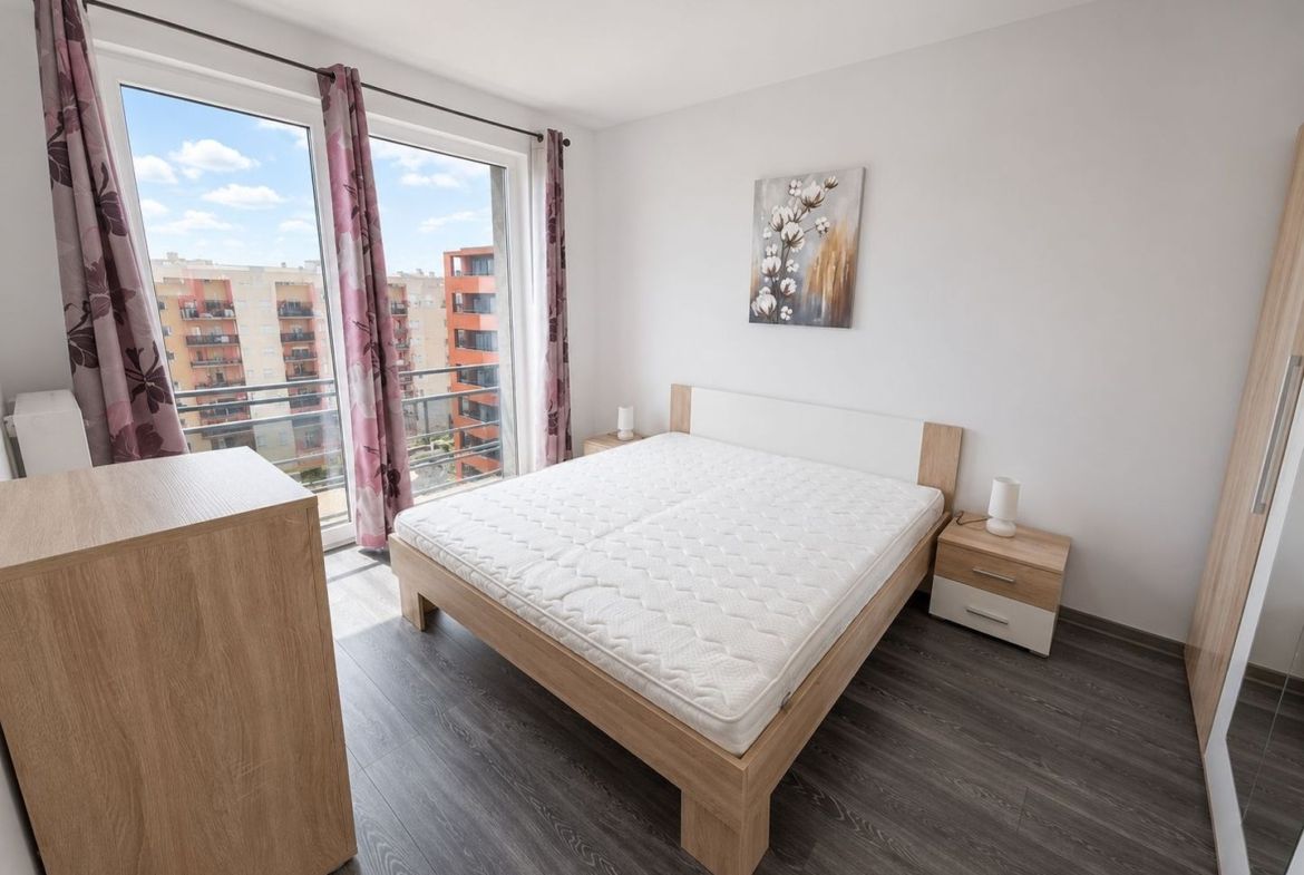 Apartament 2 camere decomandat cu parcare subterană – Complex Iris 7,