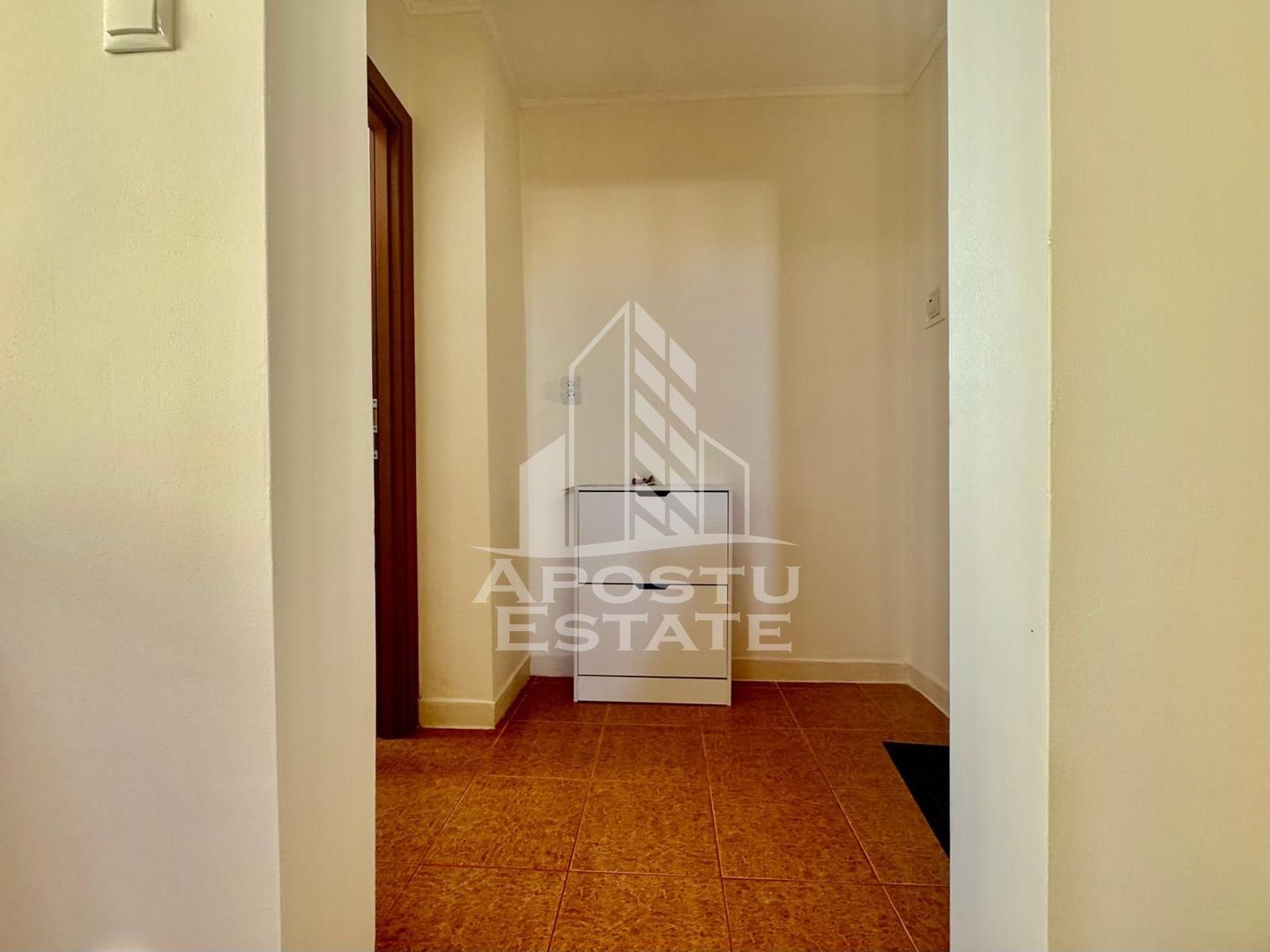 Apartament de vanzare 3 camere, 54 mp utili, zona Fortuna