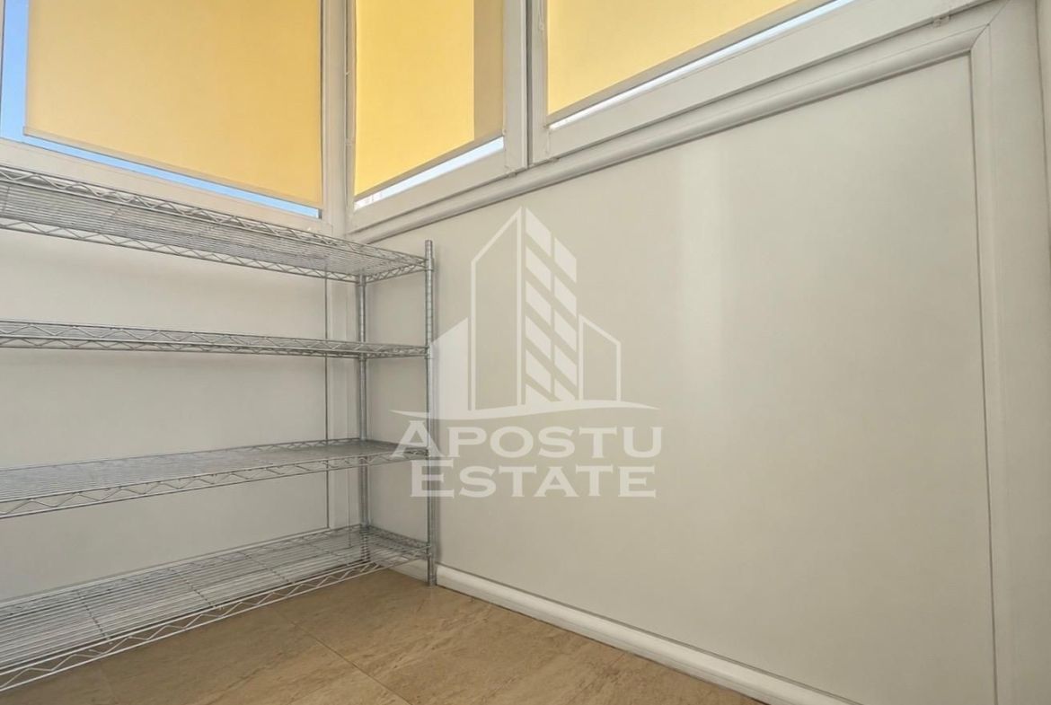 Apartament de vanzare 3 camere, 54 mp utili, zona Fortuna