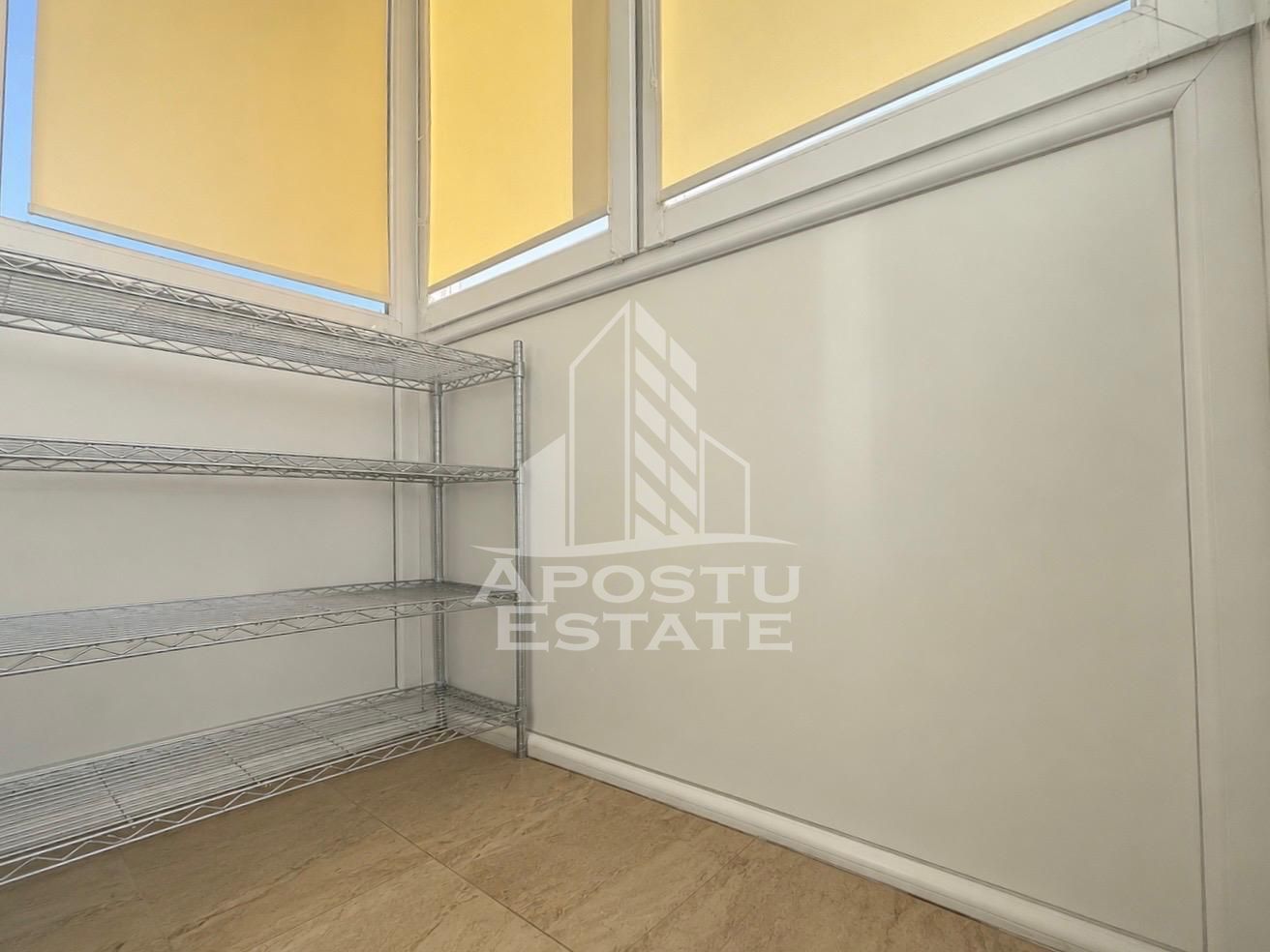 Apartament de vanzare 3 camere, 54 mp utili, zona Fortuna