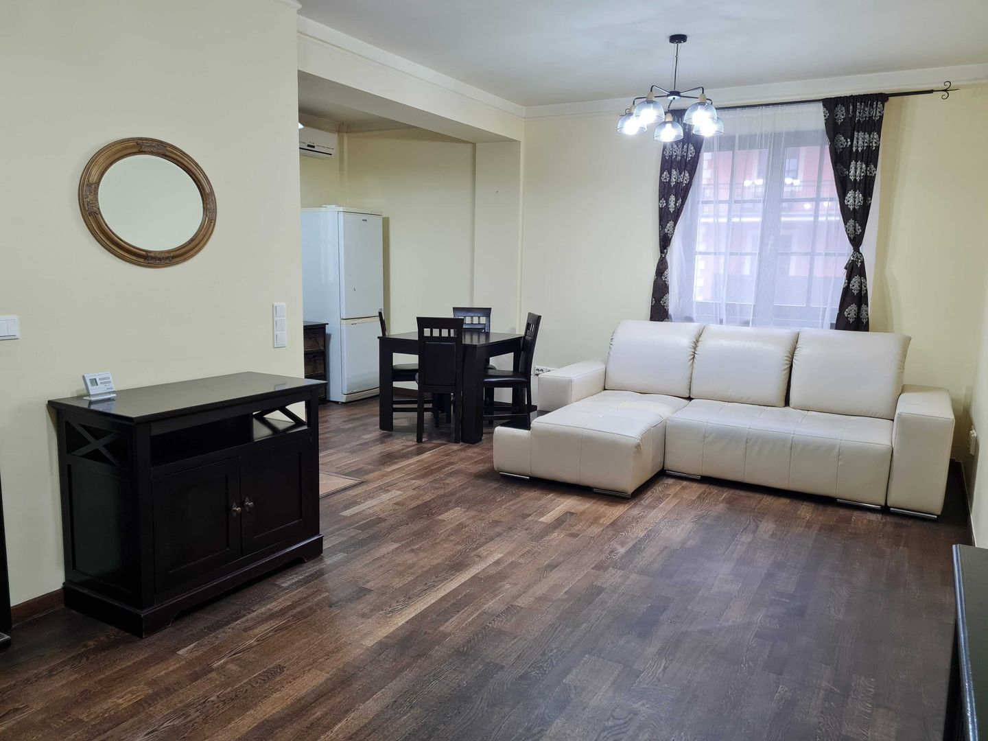 Apartament modern cu 2 camere de închiriat – Toscana Residence