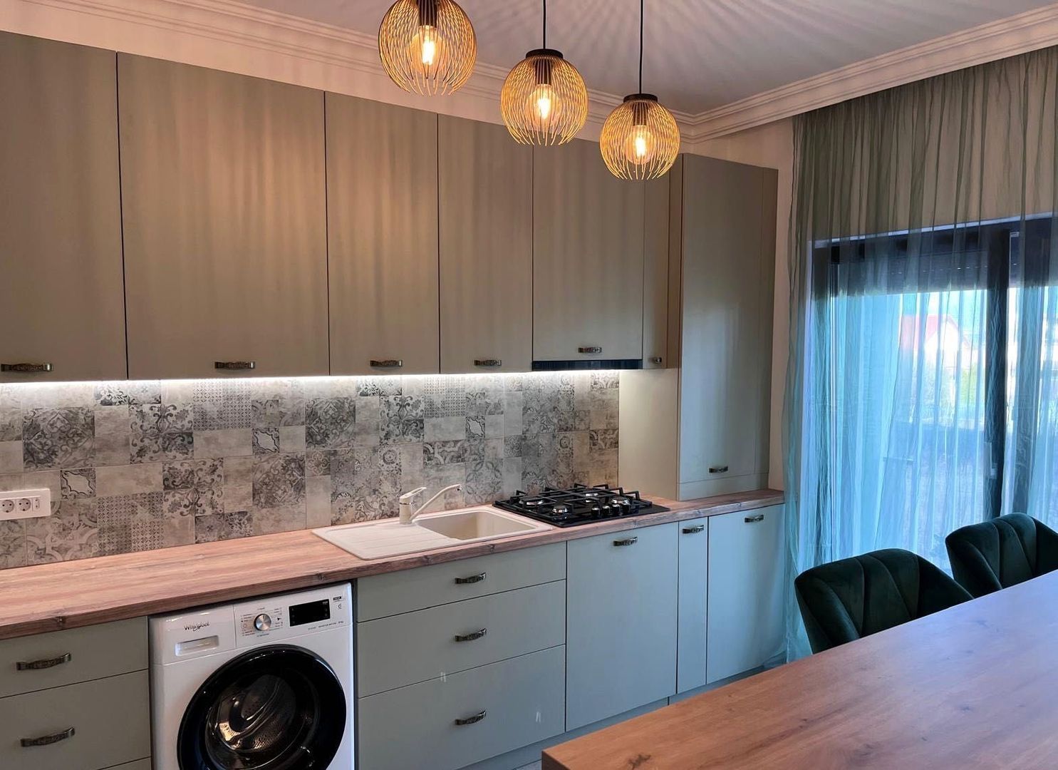 Apartament cu 1 cameră de închiriat – Prima închiriere | Lux |