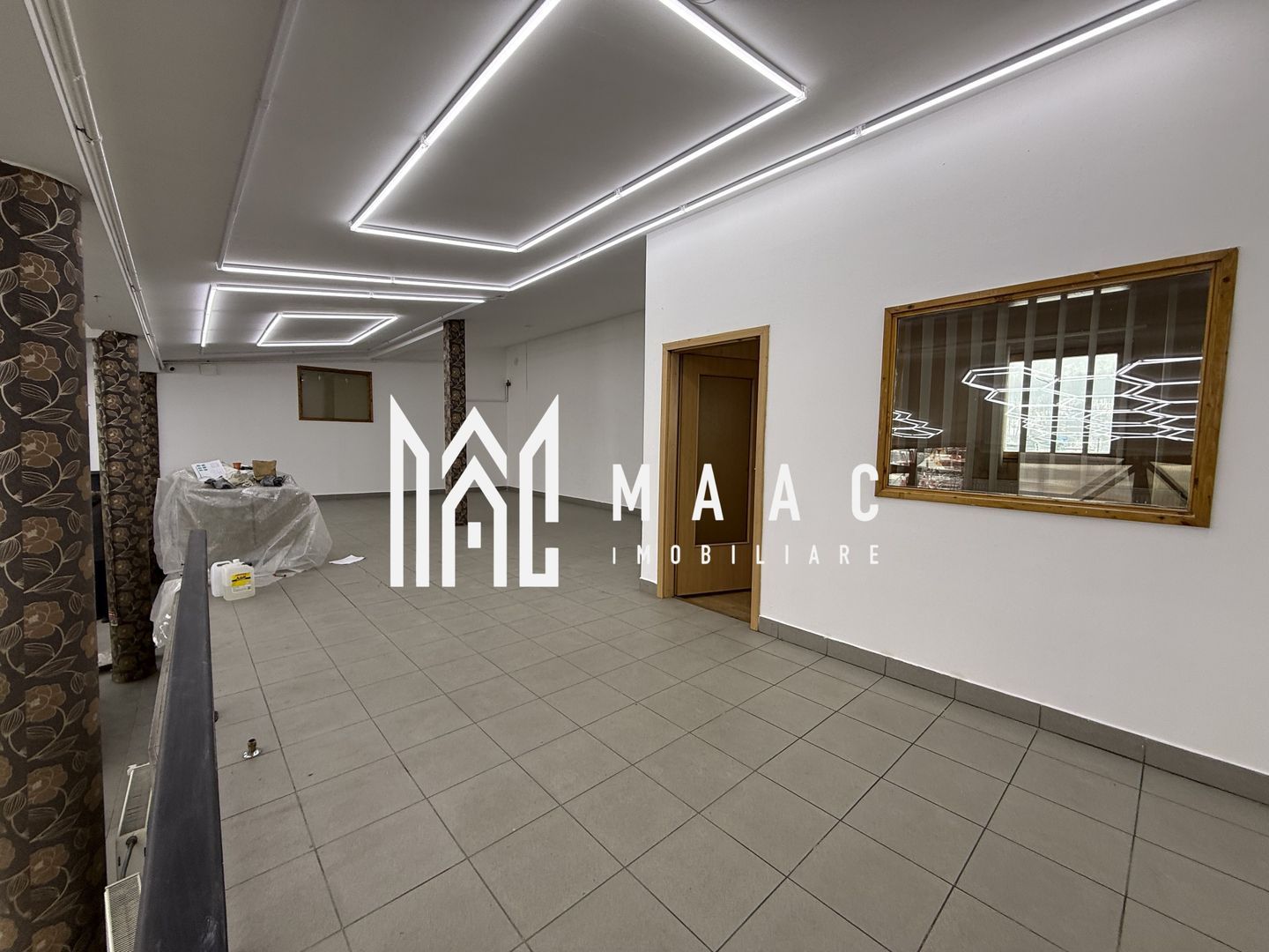 Spatiu comercial | La strada | 200 MP | Teren 300MP | Vestem