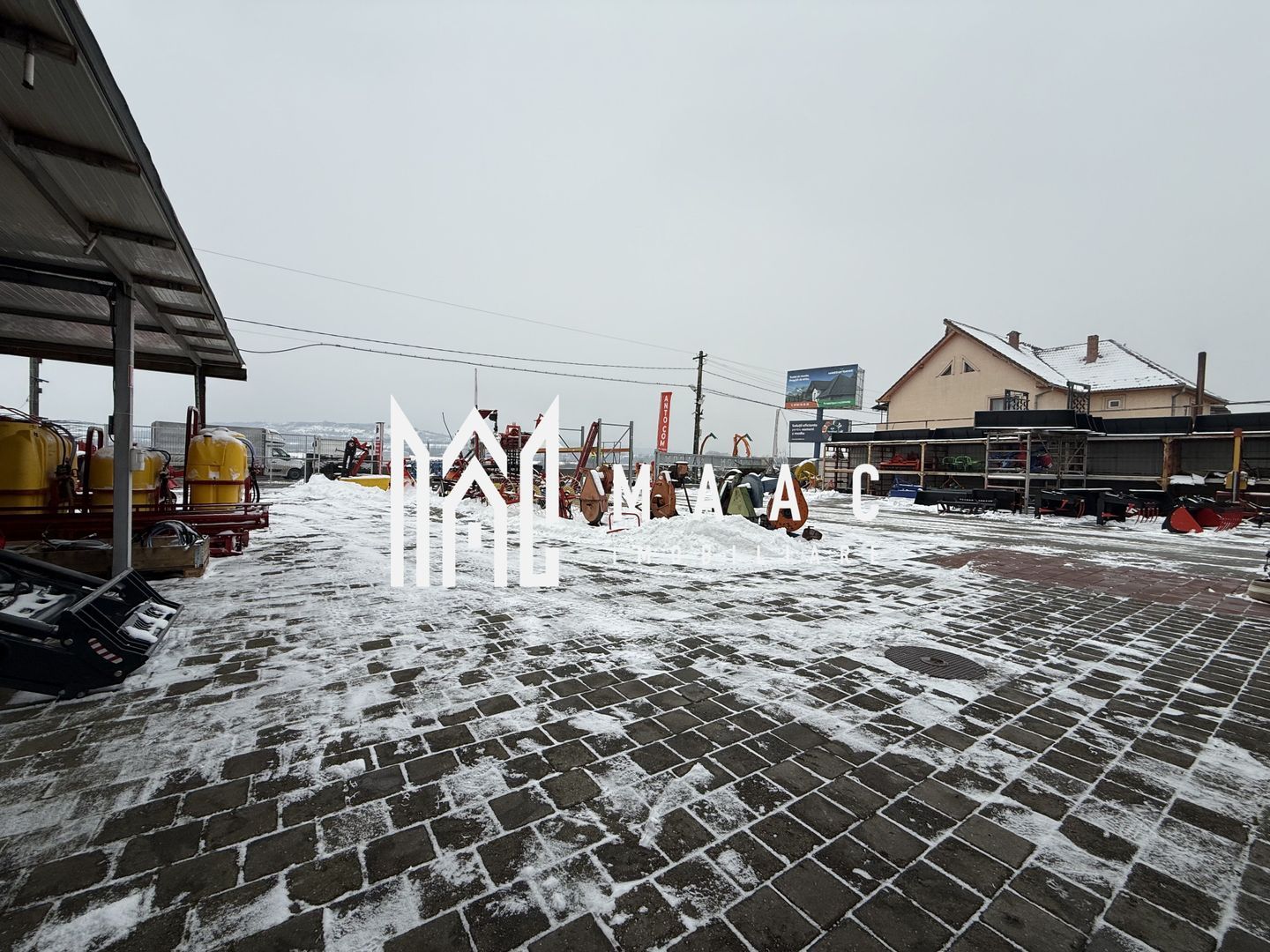 Spatiu comercial | La strada | 200 MP | Teren 300MP | Vestem