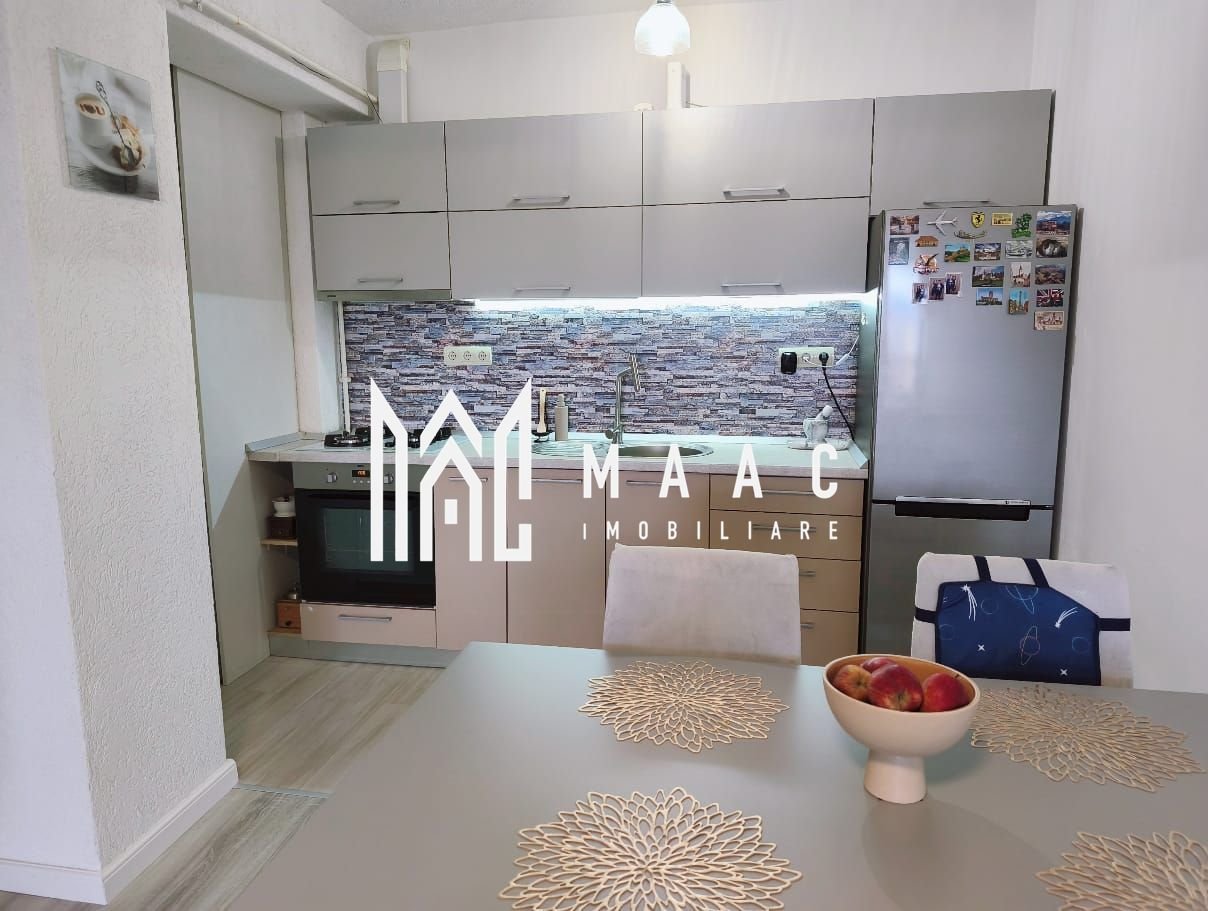 anBn-1966 Apartament 3 Camere | Decomandat | 2 Balcoane | Doamna Stanca