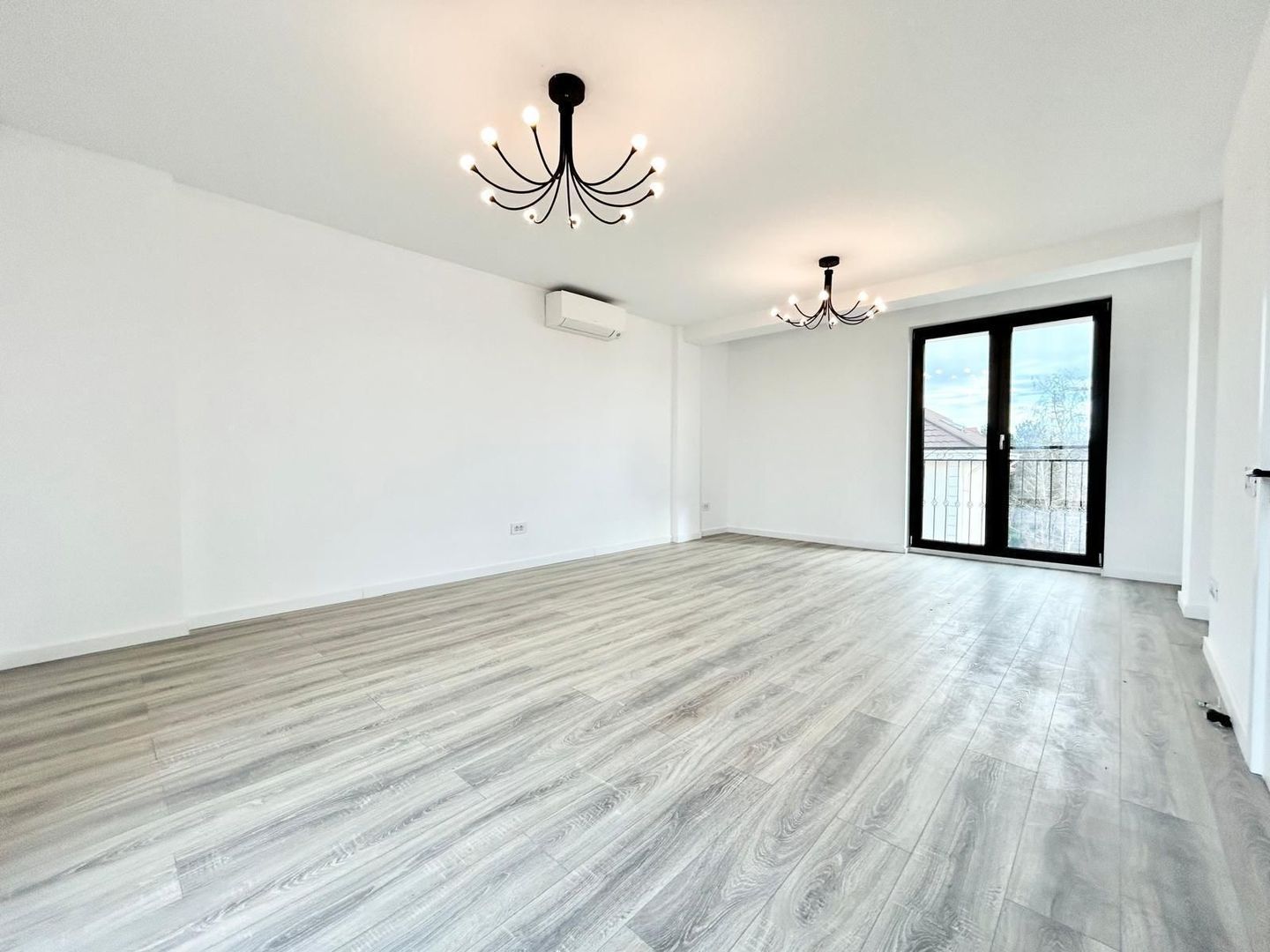VILA IMPECABILA | P+2 | ZONA LINISTITA | 2 PARCARI | ULTRA LUX