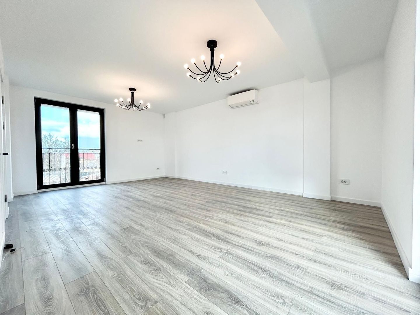 VILA IMPECABILA | P+2 | ZONA LINISTITA | 2 PARCARI | ULTRA LUX