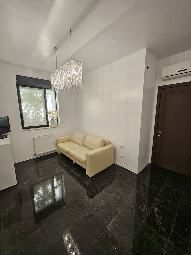 Apartament LUX cu 2 camere și curte privată 140 mp – Dumbrăvița