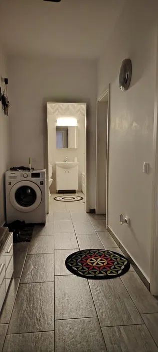 Apartament de Vanzare – 2 camere  51 mp – gradina + loc parcare