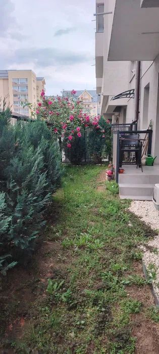 Apartament de Vanzare – 2 camere  51 mp – gradina + loc parcare