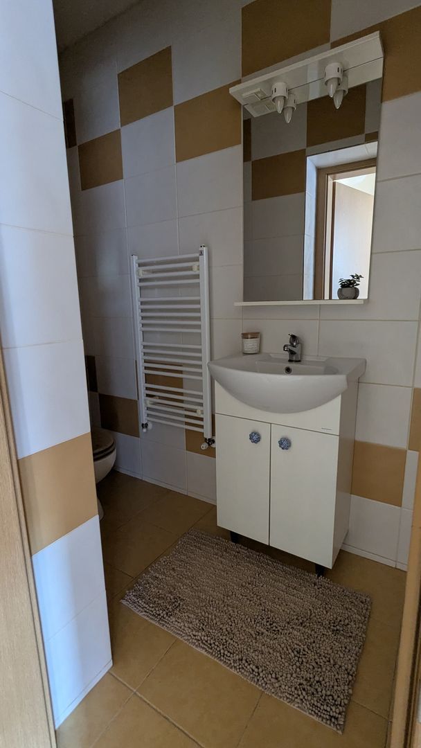 Penthouse, 100 mp utili, 50 mp terase