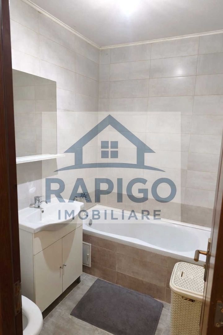 Apartament 2 camere decomandat de vânzare