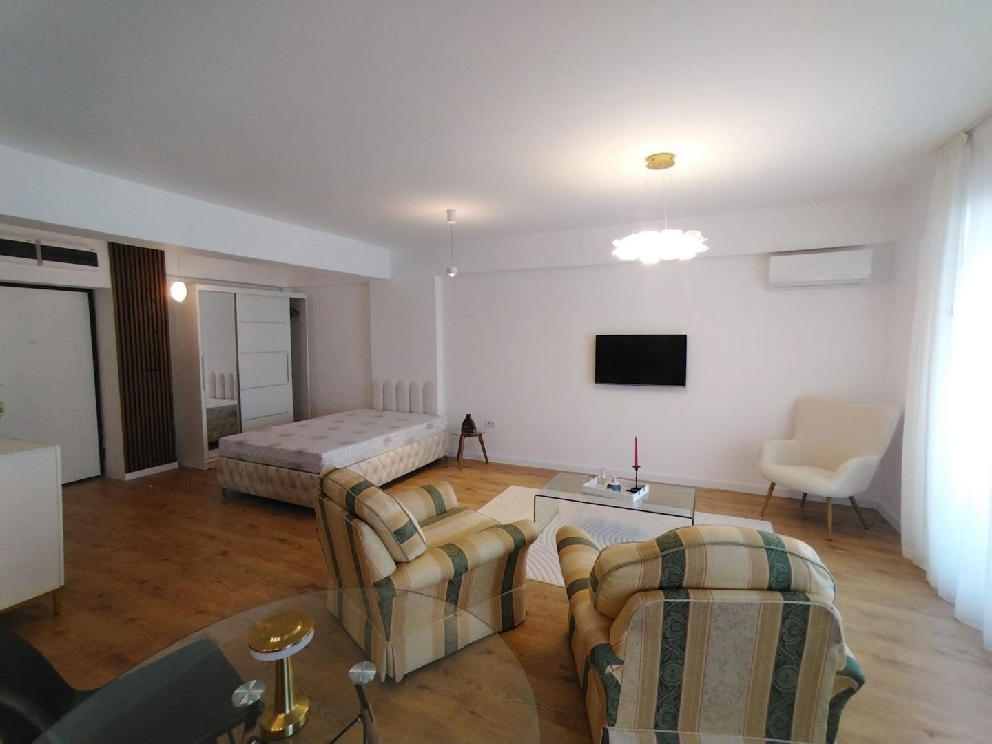 anBn-2226 Pipera studio modern 45 mp mobilat și utilat Complex Ivory