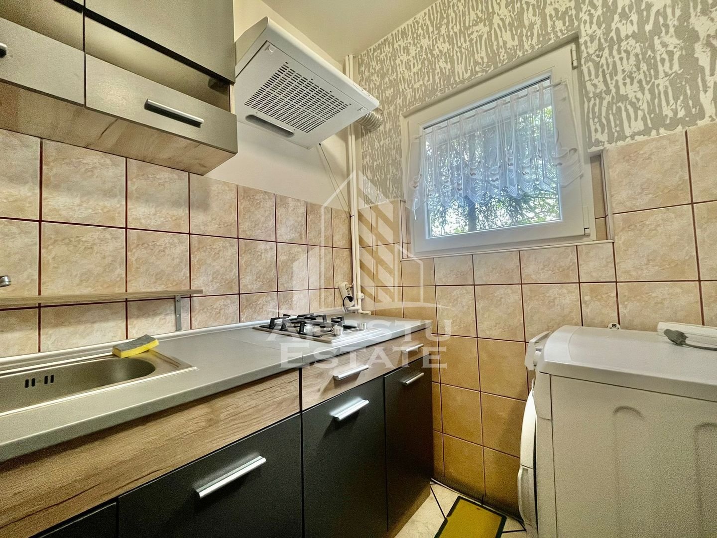 anBn-2358 Apartament 1 camere, zona Micalaca