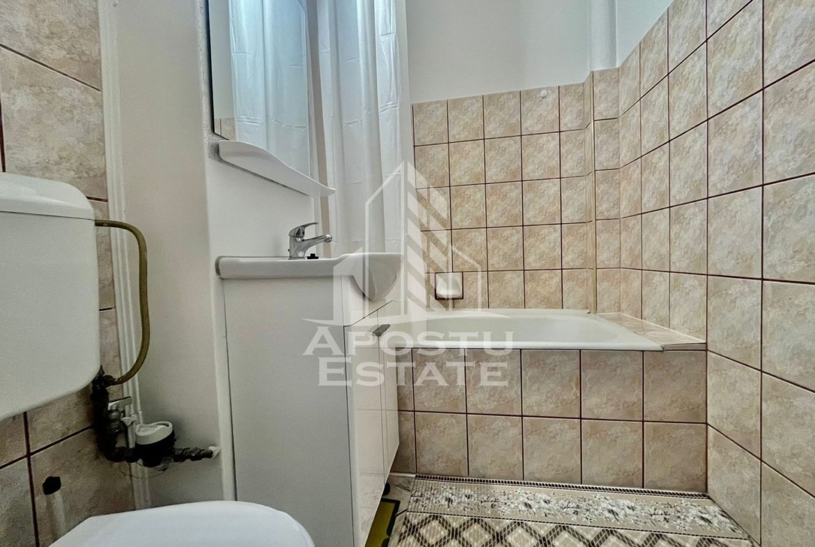 Apartament 1 camere, zona Micalaca