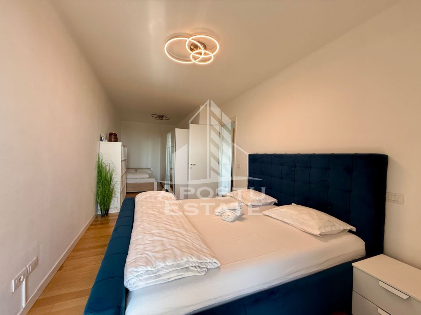 Apartament 3 camere de vanzare, bloc nou, zona Centrala Timisoara