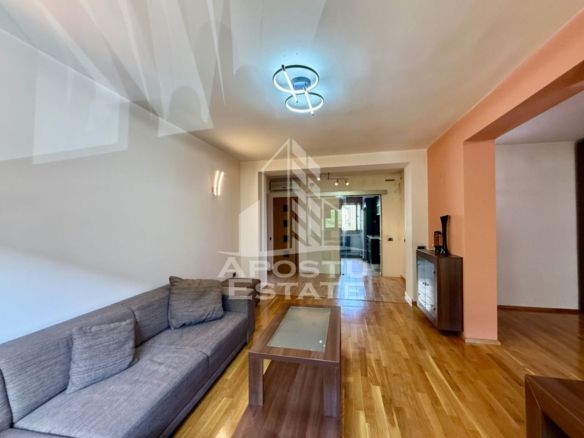 Apartament 4 camere si garaj de vanzare, etaj 1, Medicina Timisoara