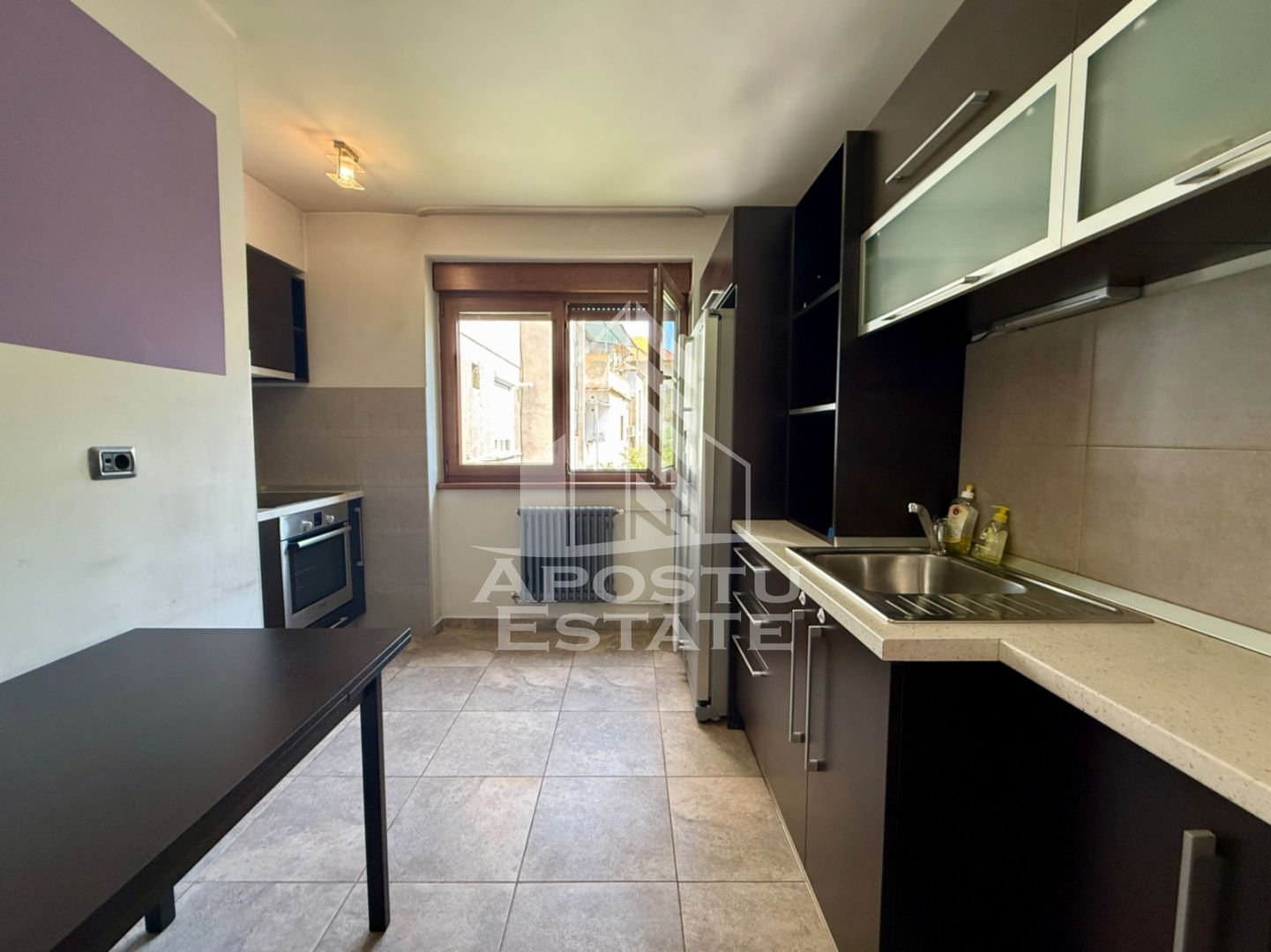 Apartament 4 camere si garaj de vanzare, etaj 1, Medicina Timisoara