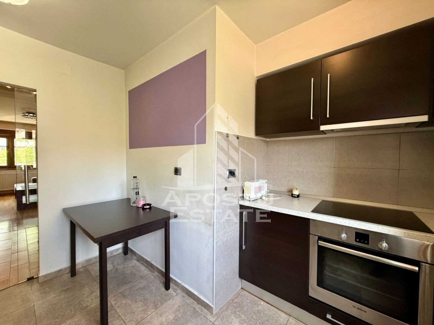 Apartament 4 camere si garaj de vanzare, etaj 1, Medicina Timisoara