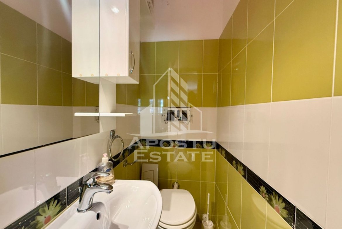 Apartament 4 camere si garaj de vanzare, etaj 1, Medicina Timisoara