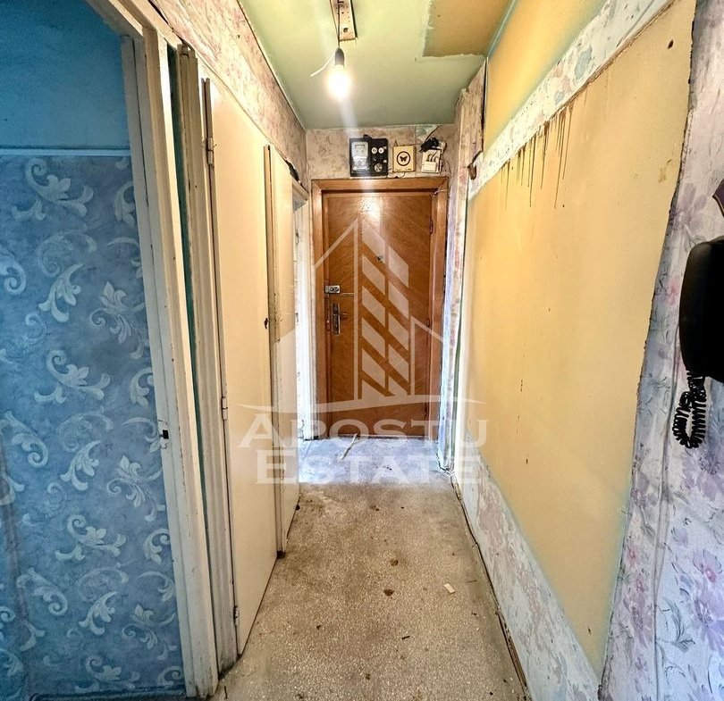 Apartament cu 3 camere de vanzare, zona Sagului, Timisoara
