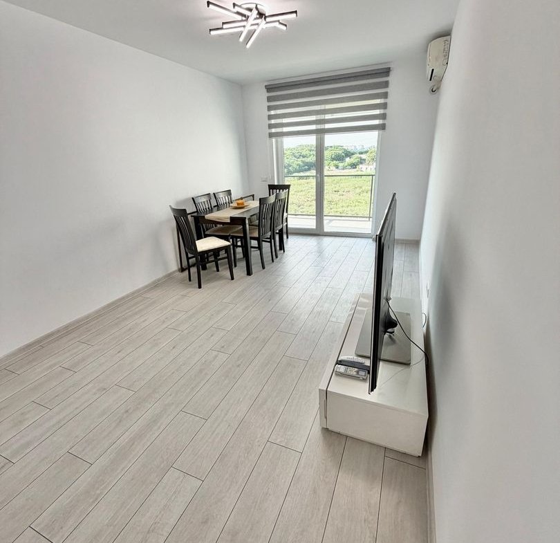 Garsoniera complet mobilata – bd. Timisoara 101N – loc parcare