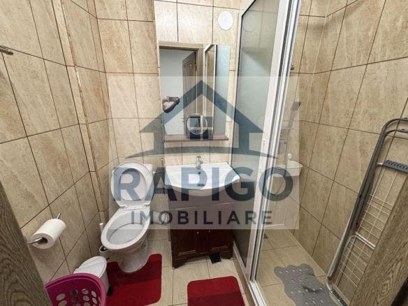 Apartament modern cu 3 camere luminos, disponibil pentru închiriere