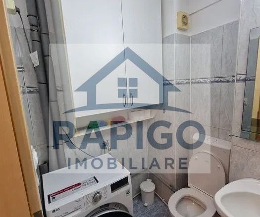 Apartament cu 2 camere decomandate, situat în zona Dacia