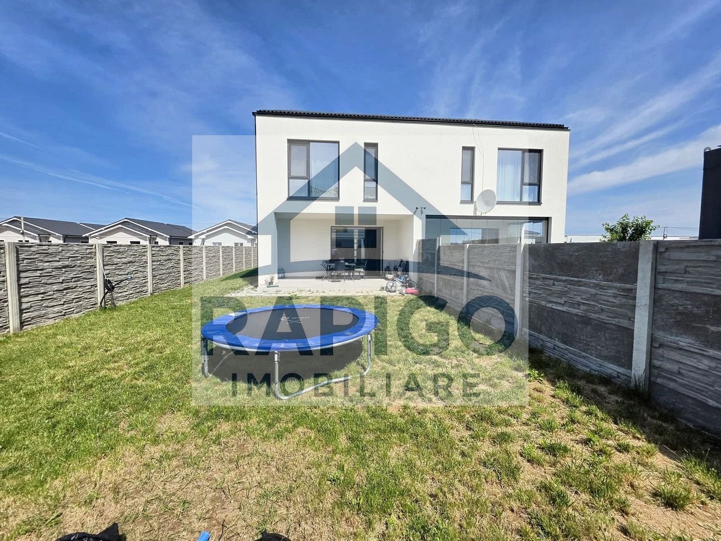anBn-2514 DUPLEX P+1E DE VÂNZARE ÎN MOṢNITA NOUĂ