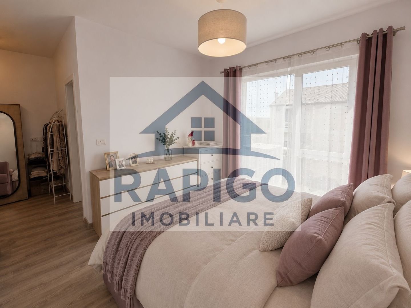 anBn-2518 DUPLEX P+1E DE VÂNZARE ÎN MOṢNITA NOUĂ