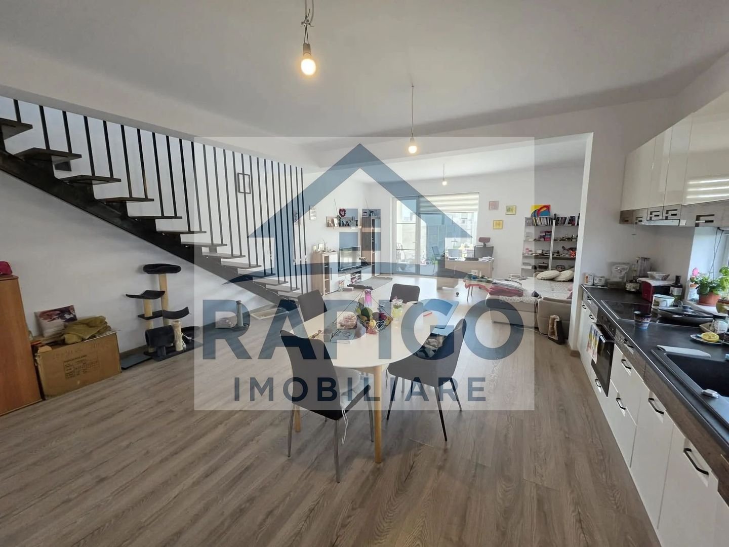 anBn-2519 DUPLEX P+1E DE VÂNZARE ÎN MOṢNITA NOUĂ