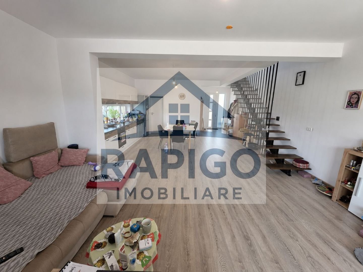 anBn-2521 DUPLEX P+1E DE VÂNZARE ÎN MOṢNITA NOUĂ