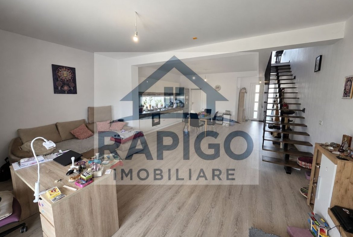DUPLEX P+1E DE VÂNZARE ÎN MOṢNITA NOUĂ