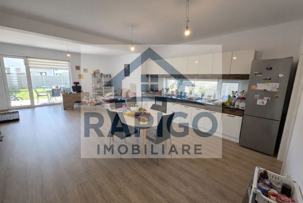 DUPLEX P+1E DE VÂNZARE ÎN MOṢNITA NOUĂ