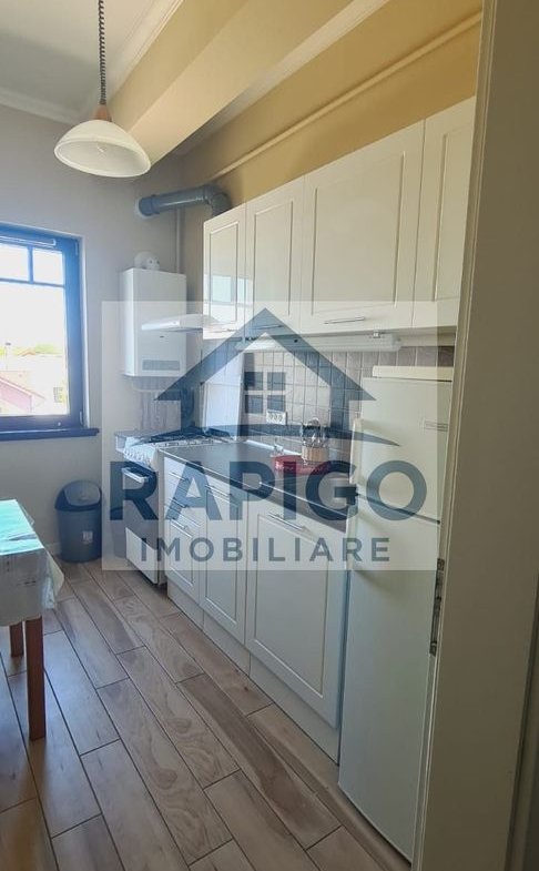 De închiriat apartament 2 camere – Dumbrăvița (la intrare)