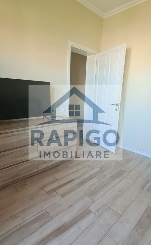 De închiriat apartament 2 camere – Dumbrăvița (la intrare)
